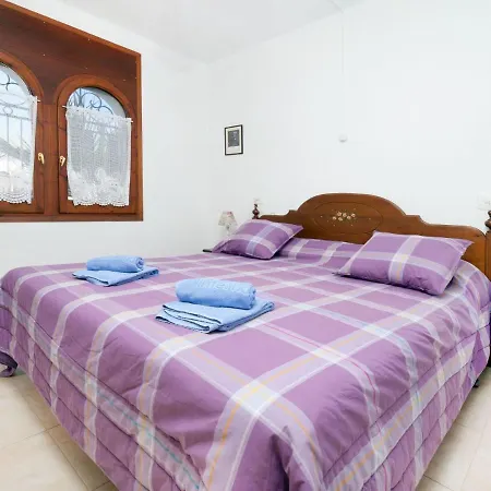Villa Rustical Mont Roig By Interhome *